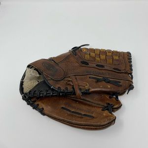 Easton Baseball Glove